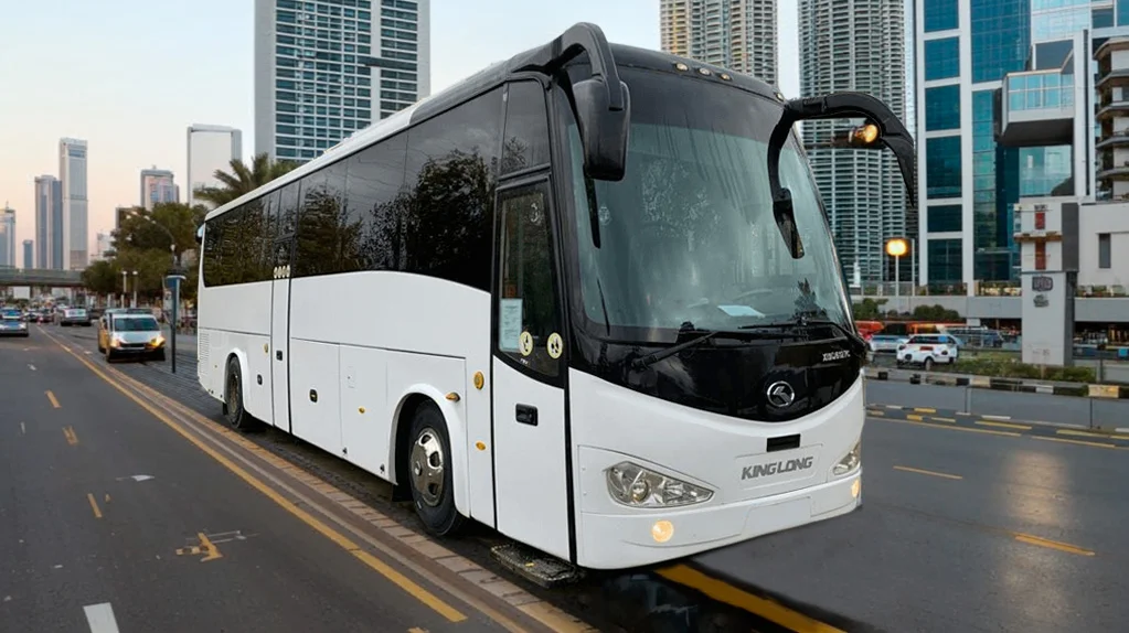 rent King Long XMQ6127 with driver