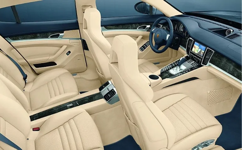 Porsche Panamera for rent with driver