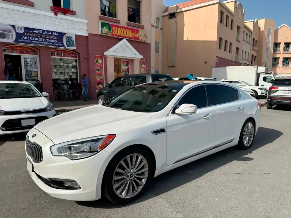KIA K900 for rent